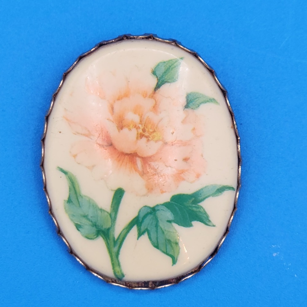 Vintage Hallmark Floral Peach Peony Rose Brooch Pendant Scalloped Gold Tone
